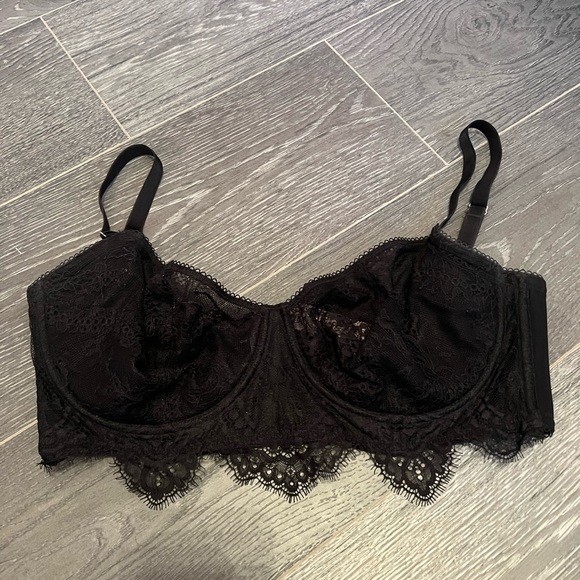 36DDD Lace Unlined Longline Bustier Bra Victoria’s Secret gently used - Picture 3 of 6